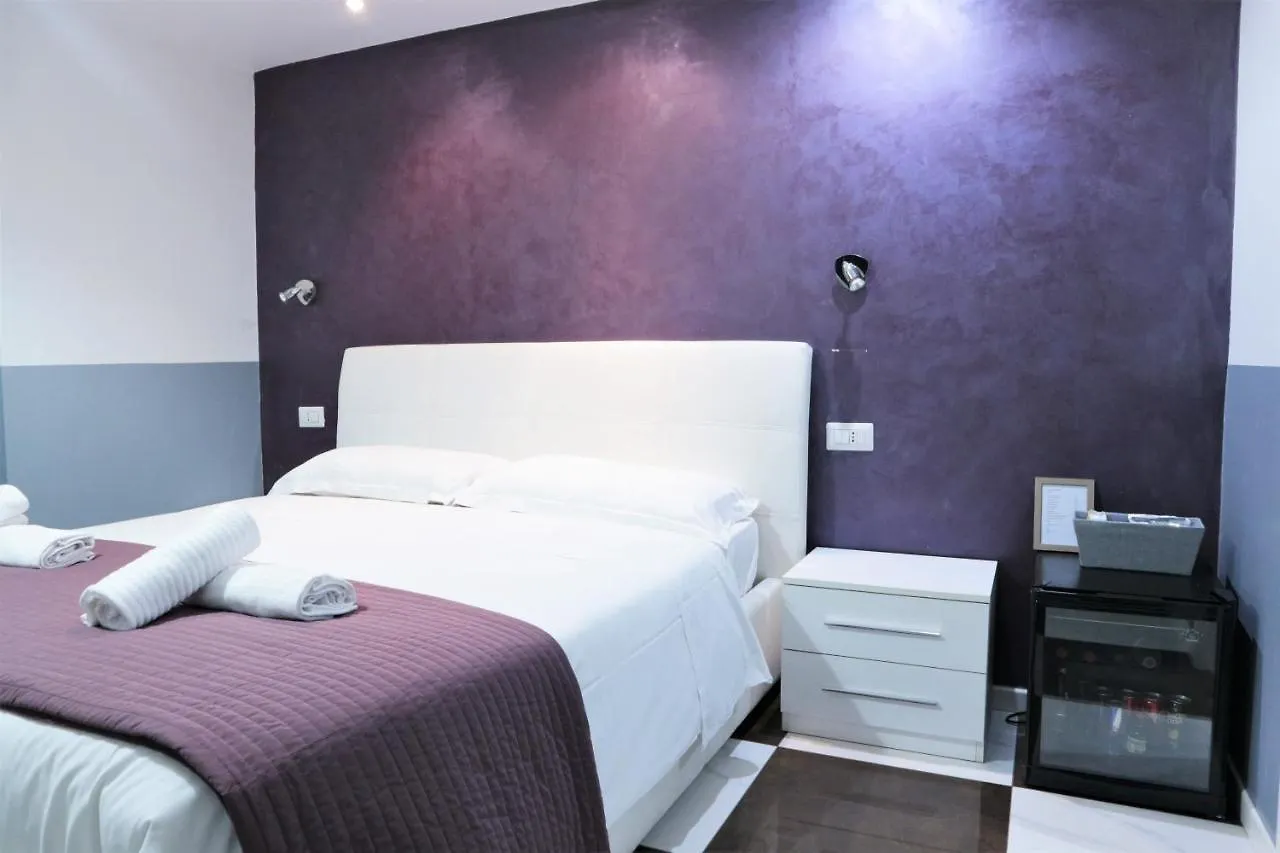 Luxury Vatican Rooms Roma 0*,  Italia